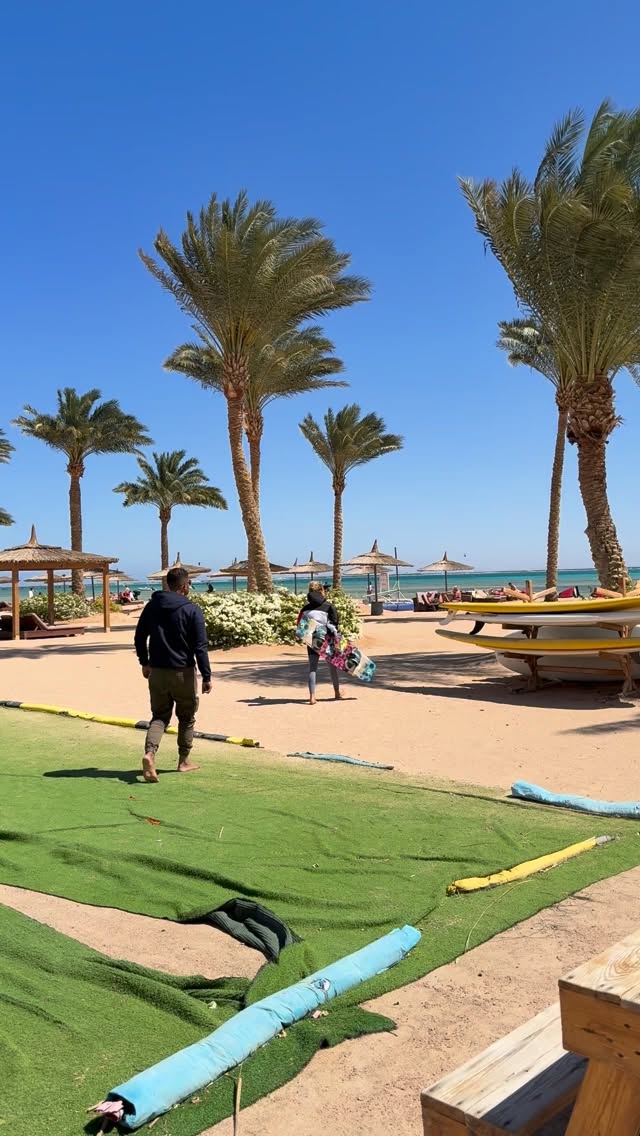 What a magical week at Kite Bubble, full of wind, laughter, and amazing people.🏄‍♂️🫶🏽

#egypt #goodvibe #surf #kitesurfing #sharmelsheikh