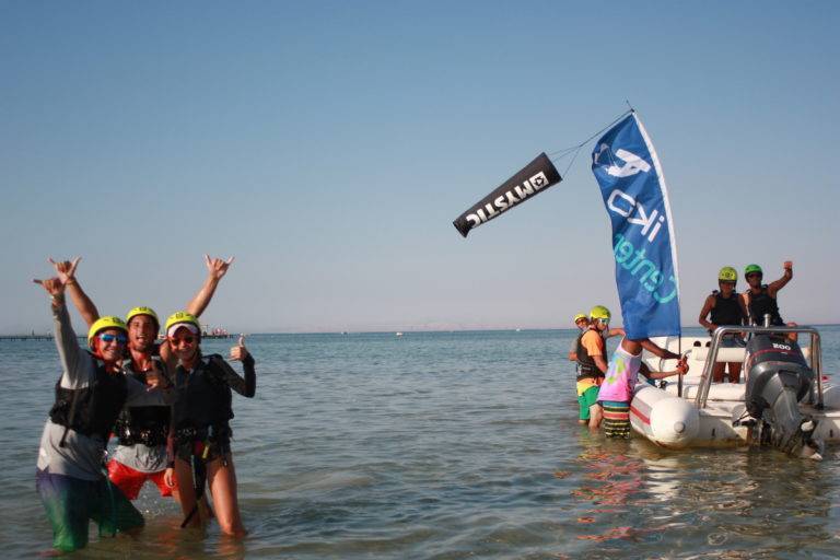 Kiteboarding instructors